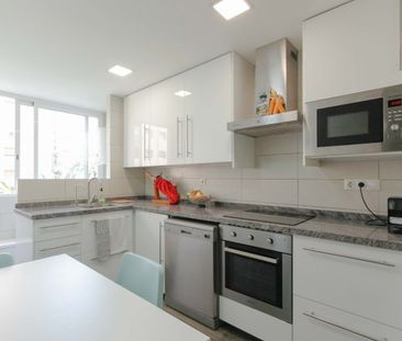 Flat for rent overlooking the Turia River Bed gardens, Campanar - Photo 6