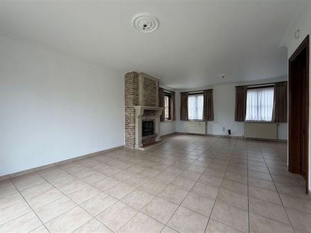 Woning te huur met 3 slaapkamers in rustige wijk - Photo 3