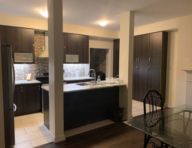 1 room 1 bathroom shared house - Photo 1