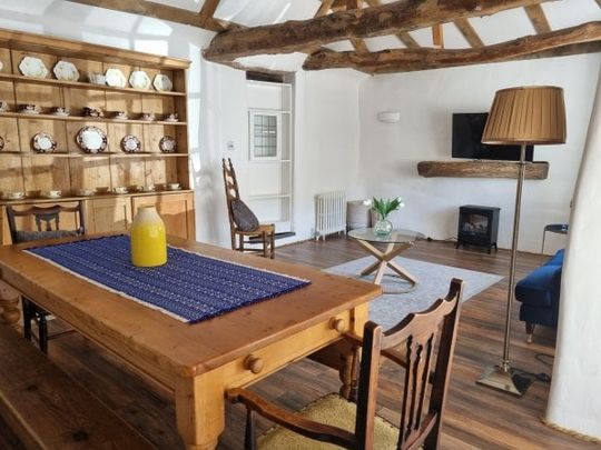 School Road, Newton Abbot, TQ12 - Photo 1