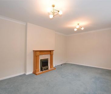 2 bedroom bungalow to rent - Photo 2