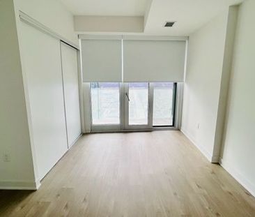 For Lease - 3900 Confederation Parkway Unit# 5007, Mississauga, Ont... - Photo 3