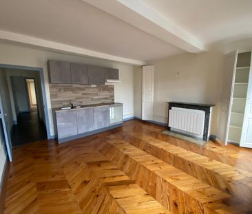 Location Appartement 2 pièces 44m² CLERMONT FERRAND 63000 - Photo 4