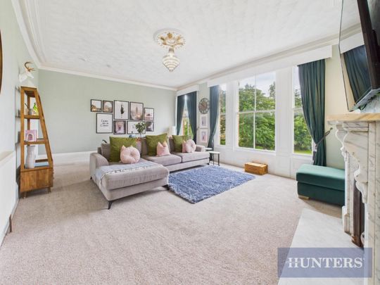 1 bedroom Flat To Let Total Size: 739 SQ FT - Photo 1