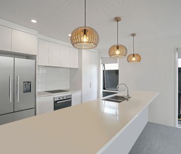 Modern Family Living in the Heart of Ramarama - Photo 6