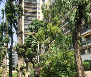 Logement à Paris, Location meublée - Photo 3