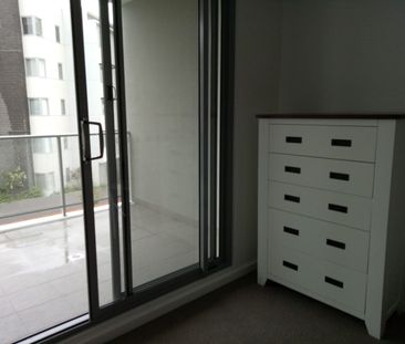 Lovely Fully Furnished 1x1x1 Apartment in CHINA INDIGO GREEN, Subiaco. - Photo 3