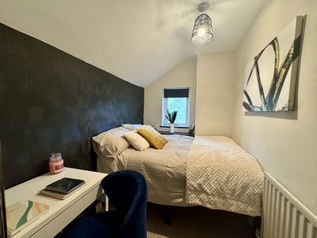 4 bedroom house to rent - Photo 3