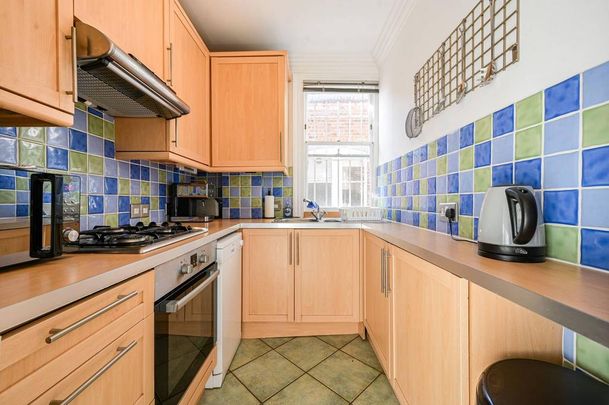 2 bedroom maisonette to rent - Photo 1