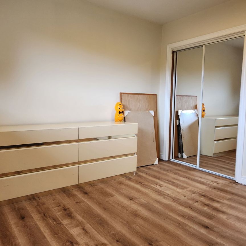 For Lease - 366 Meadow Street Unit# Upper, Oshawa, Ontario - Photo 1