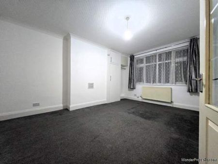 1 bedroom property to rent in Ilford - Photo 3