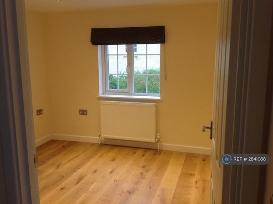 2 bedroom semi-detached house to rent - Photo 1