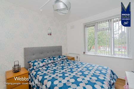 3 bedroom apartment to rent - Photo 4