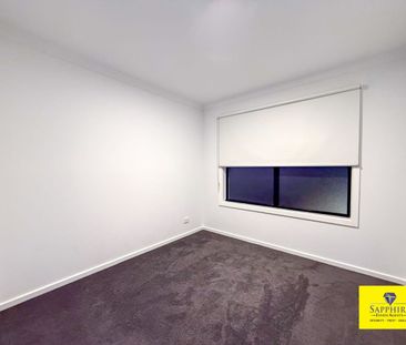 Modern Townhouse in Prime Wollert Location! Available Now! - Photo 4