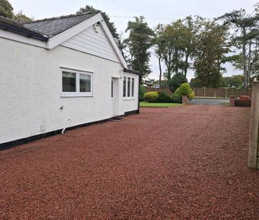 2 bedroom detached house to rent - Photo 3