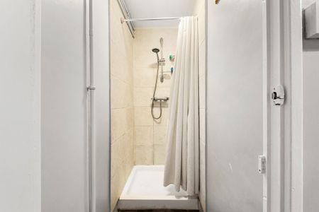 1 Bedroom House Share, Aisgill Avenue, London W14 - Photo 4