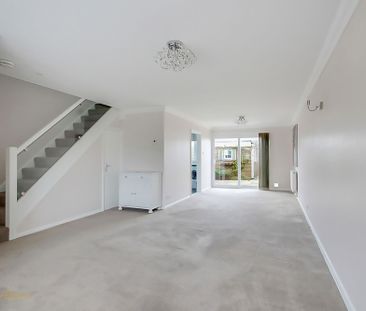 3 bed mid-terraced house to rent in Dolphin Way, Rustington, BN16 - Photo 2