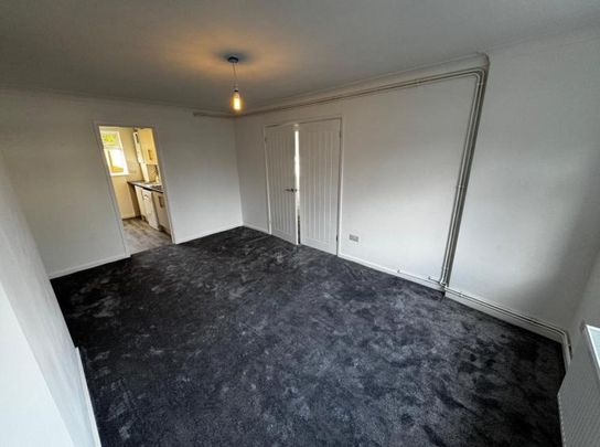 Shooters Road, Enfield - Photo 1