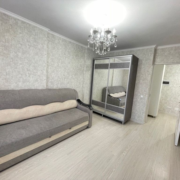 Garsoniera de inchiriat zona Aviatorilor - Fotografie 1