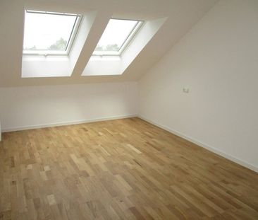 Über den Dächern von Regensburg! Schicke & helle 2,5-Zimmerwohnung mit Balkon - Photo 4