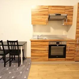 Kurzzeitvermietung! Schön möblierte Wohnung Nähe Reumannplatz! - Photo 2