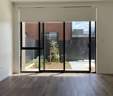 3 Bedroom Terrace Home - Photo 3