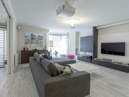 5 Bedroom apartment for rent in Extramurs, Valencia - Photo 5