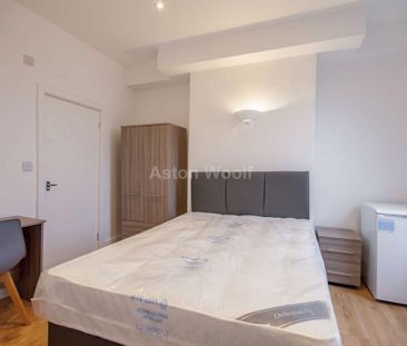 6 bedroom terraced house to rent - Photo 5