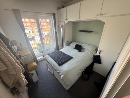 1 bedroom flat to rent - Photo 3