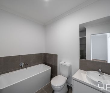 Brand New Living - Photo 5