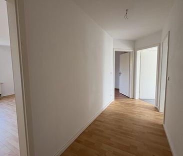 Zweiraumwohnung mit Tageslichtbad in Zwickau - Foto 1