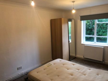 Room in a Shared Flat, Park House, SE20 - Photo 5