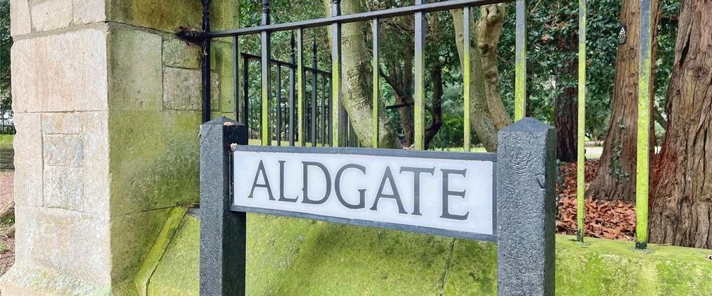 2 bedroom detached house to rent - Photo 1