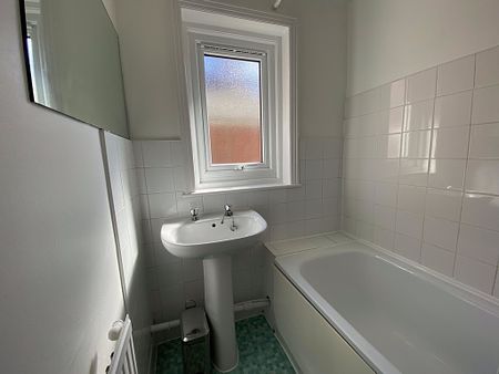 5 bed end of terrace house to rent in Morley Road, Exeter, EX4 - Photo 5