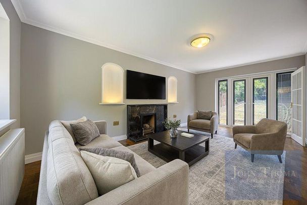 4 bedroom detached house to rent - Photo 1