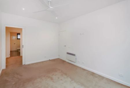 3 Bed, 2 Bath - Photo 5