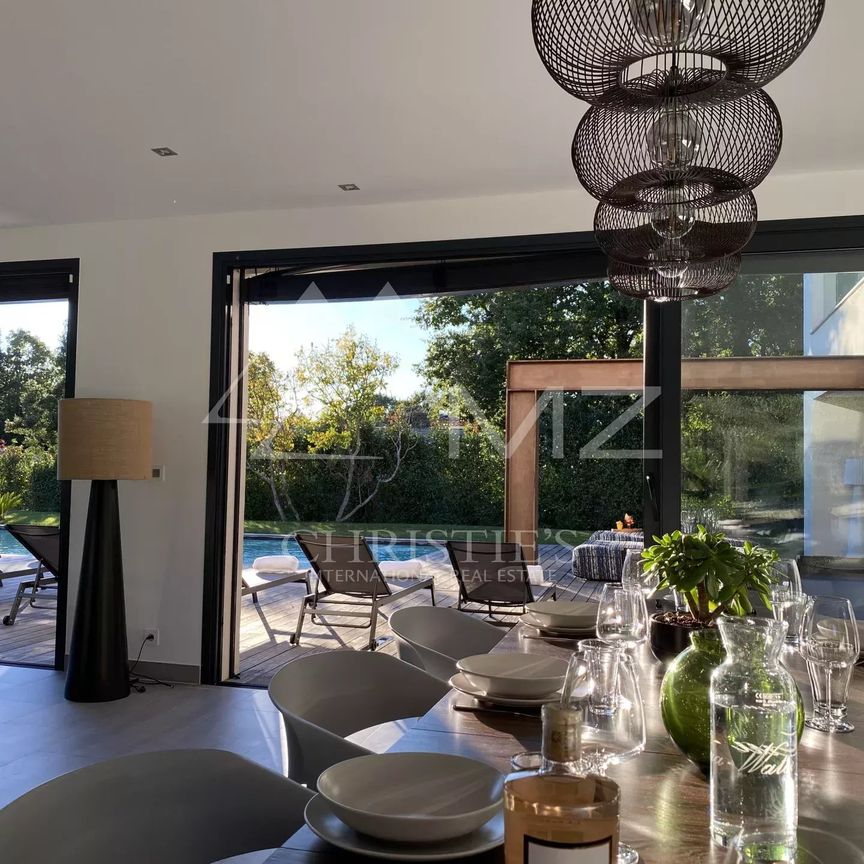 Villa contemporaine - 4 chambres au cœur d'un parc arboré - Arrière-pays Cannois - Photo 1