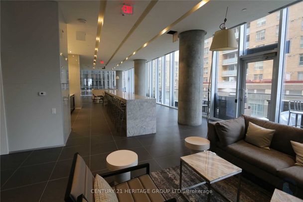For Lease - 15 Grenville Street Unit# 4707, Toronto, Ontario - Photo 1