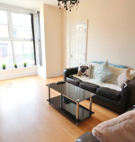 6 Bed - 7 Trelawn Street, Headingley, Leeds - LS6 3JR - Student - Photo 3