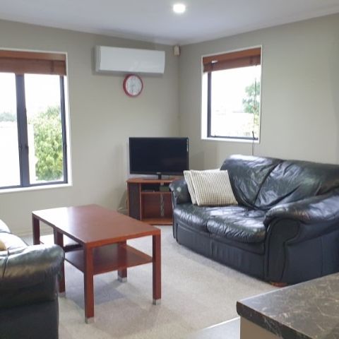 Property Management344 East Coast Road, Mairangi Bay - Apartment for Rent - Photo 1