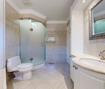 For Lease - 261 Fincham Avenue, Markham, Ontario - Photo 3