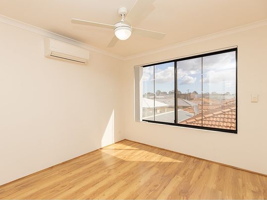 25A Babington Crescent, Bayswater WA 6053 - Photo 1