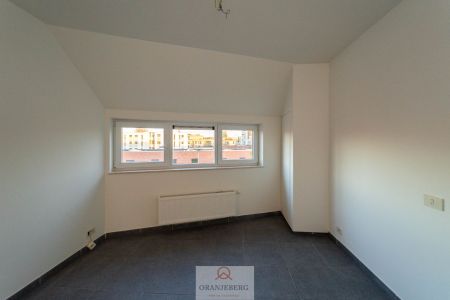 Gerenoveerd 2-slpk appartement op de 3de verdieping - Photo 3