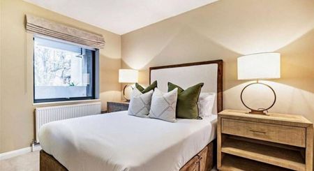 Fulham Road, Kensington and Chelsea, London, SW3 - Photo 2