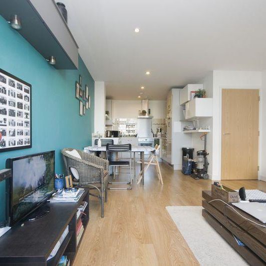 1 bedroom apartment to rent - Photo 1