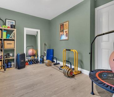 4 bedroom detached house to rent - Photo 5