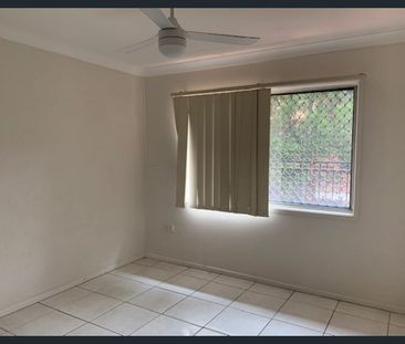 Central Southport - Walk To The Broadwater - Photo 2