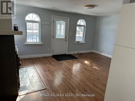 853 FOURTH STREET - Photo 4