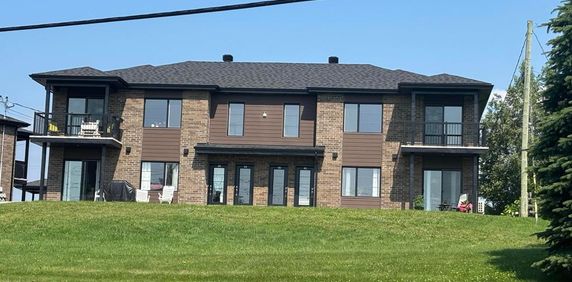 4 1/2 à louer (Bromptonville) - Photo 2