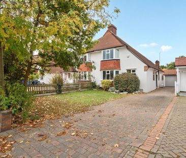 3 bedroom semi-detached house to rent - Photo 2